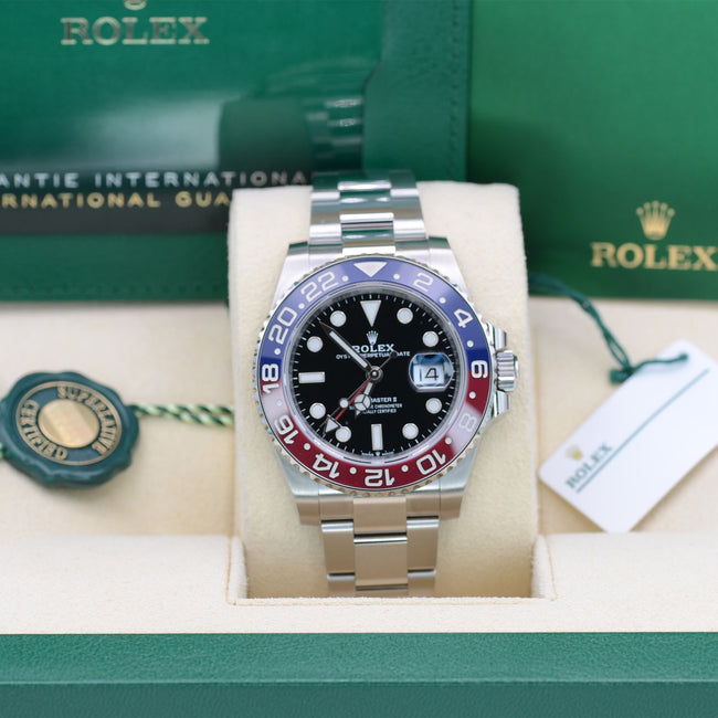 New Rolex GMT Master II 126710BLRO-0002 Pepsi 40mm Oyster Bracelet 2022+ Full Set